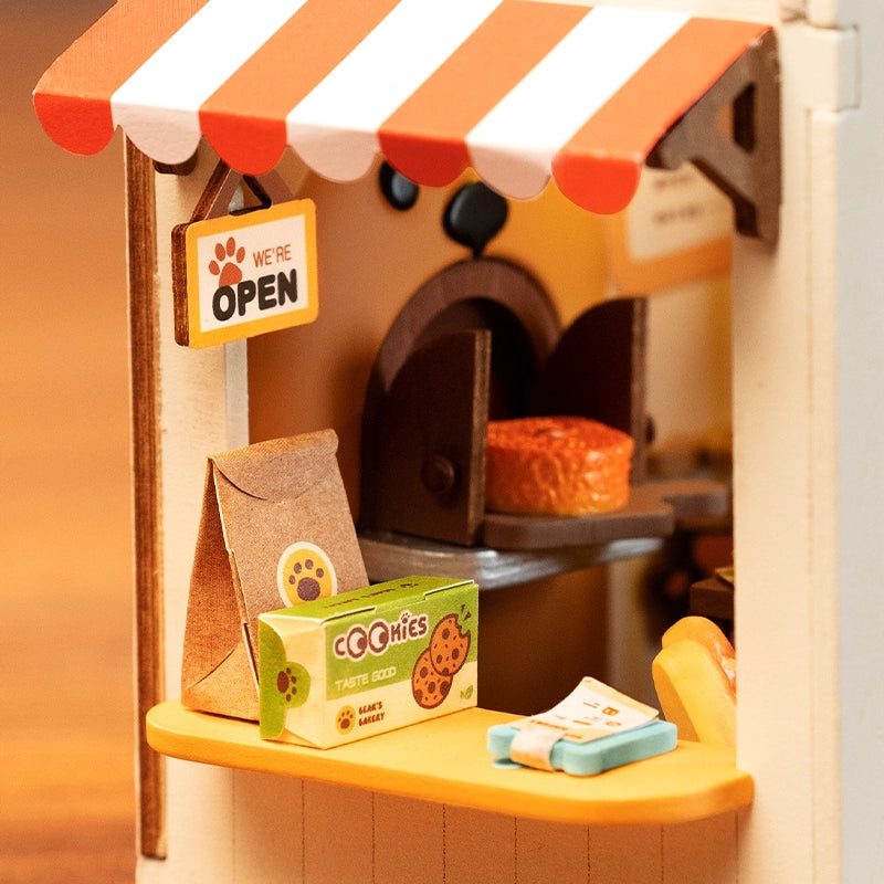 Teddy's Breadbox - DIY Miniature House